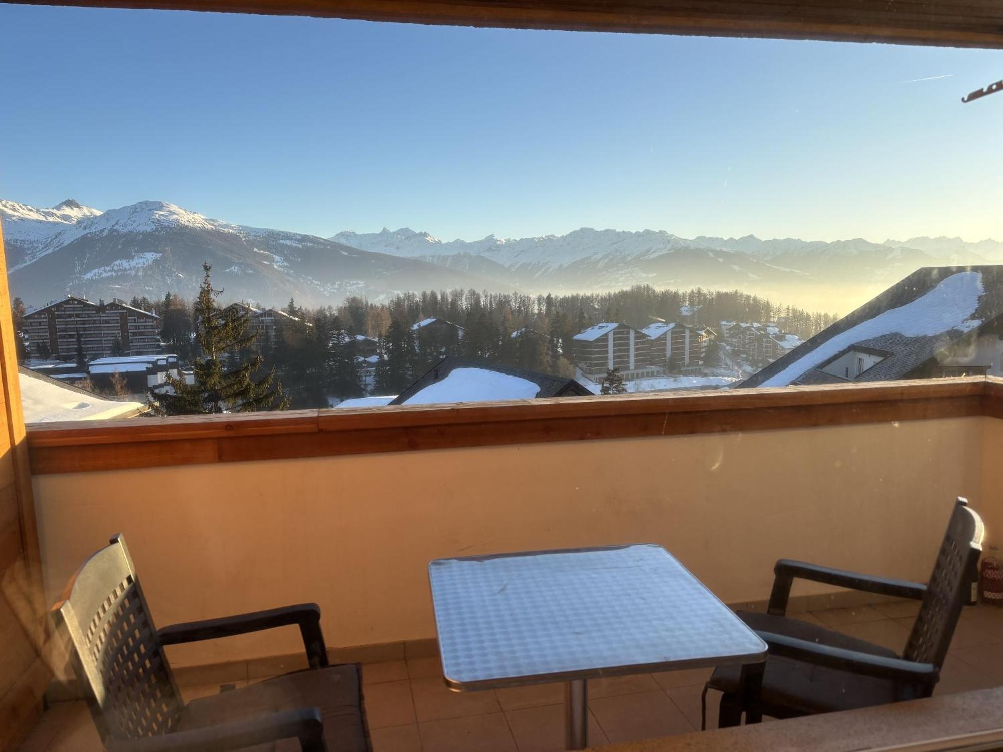 L'Eperon Center Crans Wonderful View Lägenhet Exteriör bild